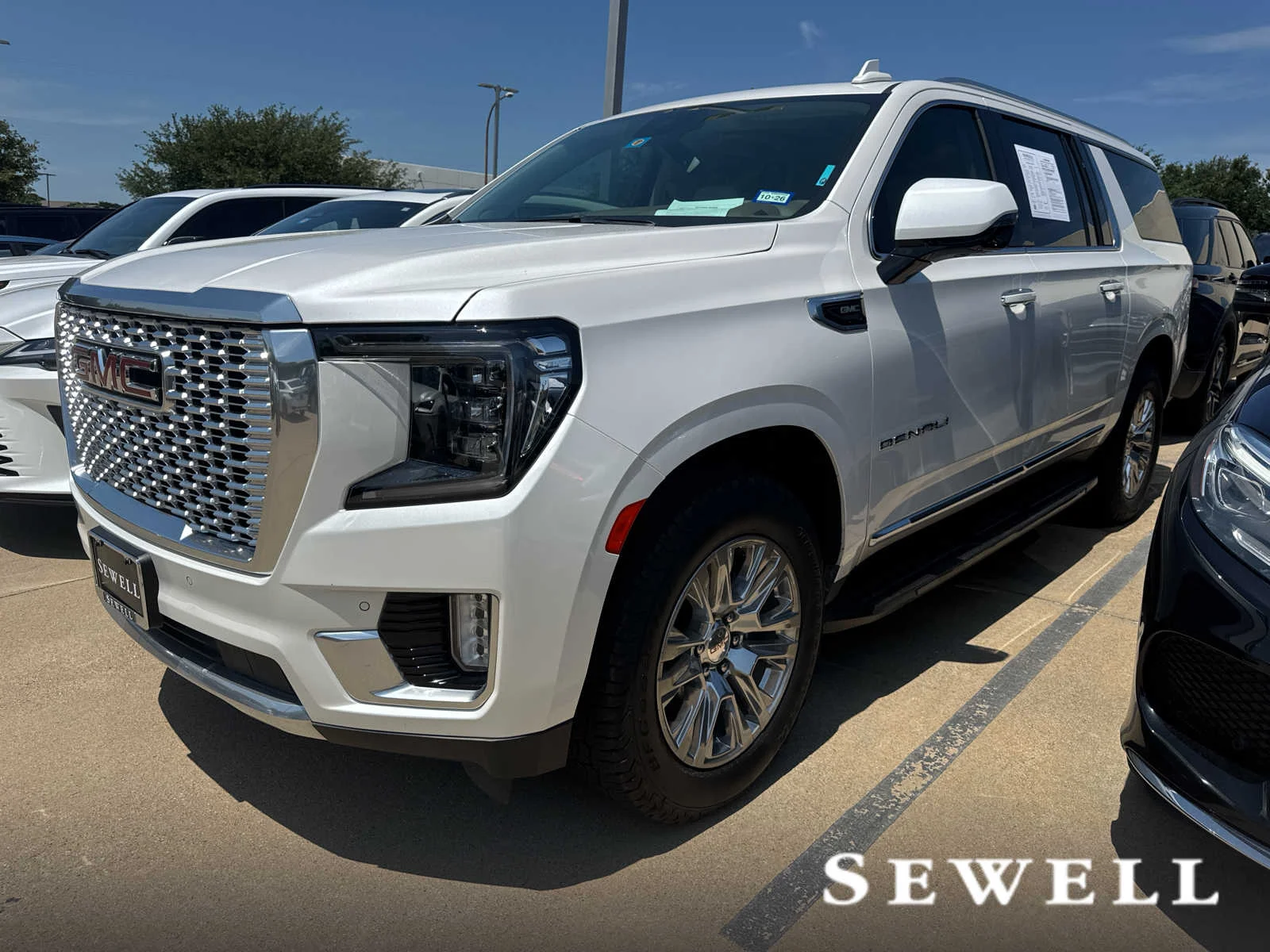 2023 GMC Yukon Denali AWD's photo