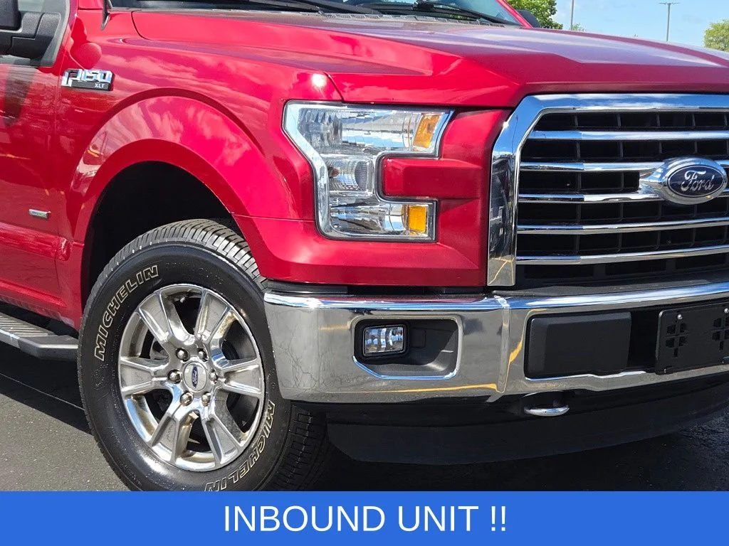 Used 2016 Red Ford XLT image 3
