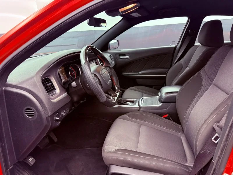 Used 2022  Dodge SXT Sedan 4D image 23
