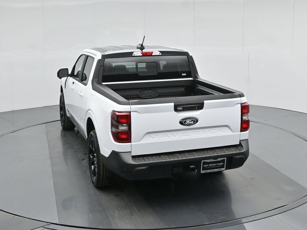 New 2026 Oxford White Ford Lariat image 39