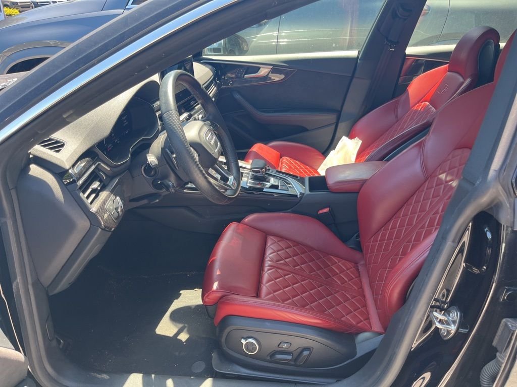 Used 2021 Mythos Black Metallic Audi Premium Plus image 3