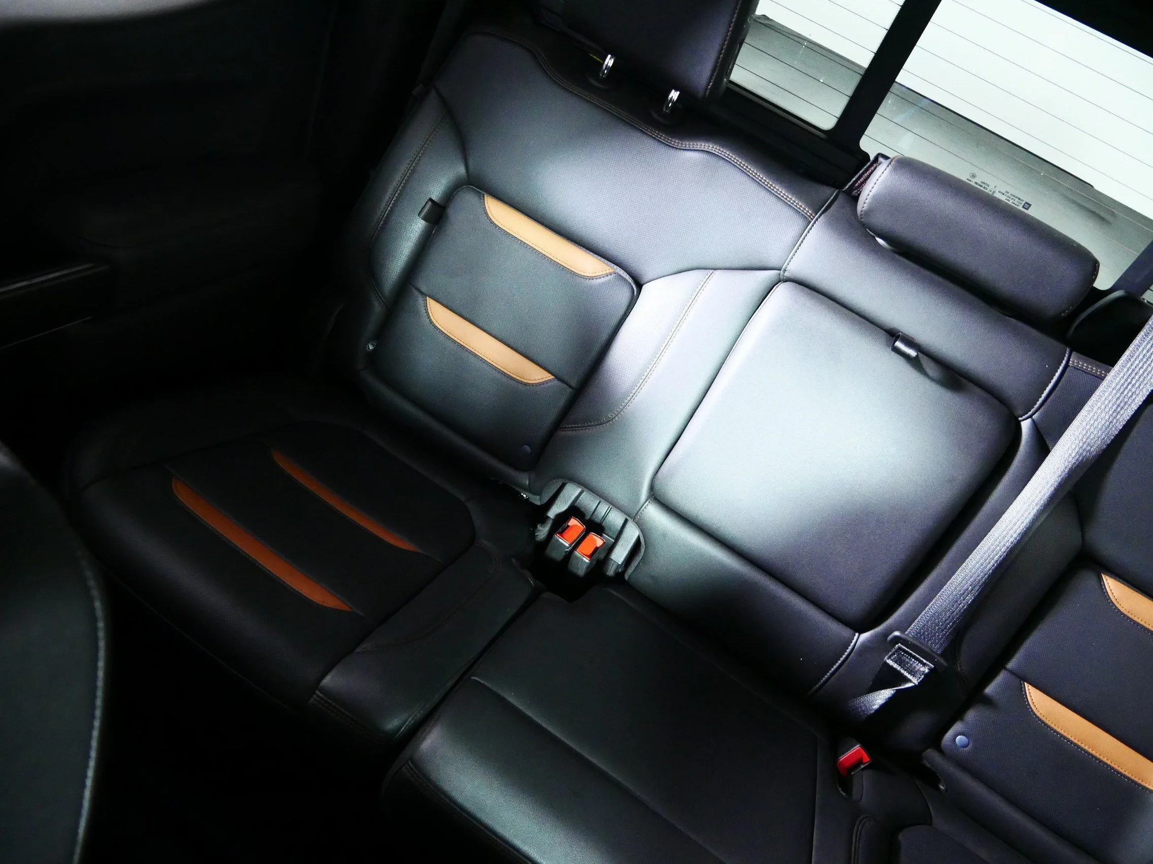 Used 2021 Ebony Twilight Metallic GMC AT4 image 12