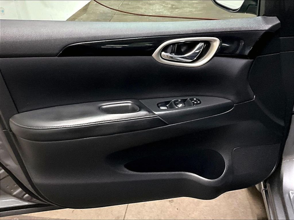 Used 2017 Gray Nissan SV image 9