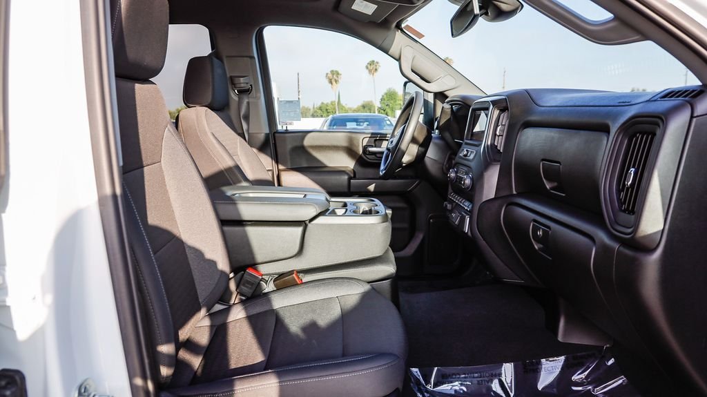 Used 2025 Summit White Chevrolet Custom image 20
