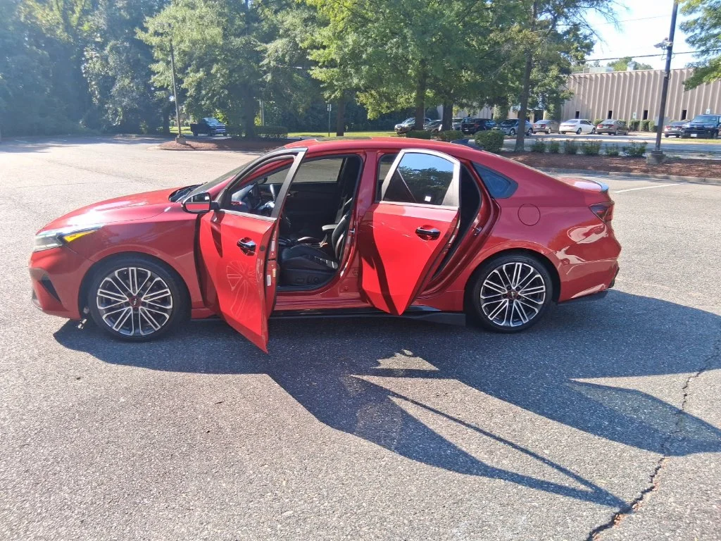 Used 2023 Red Kia GT image 19