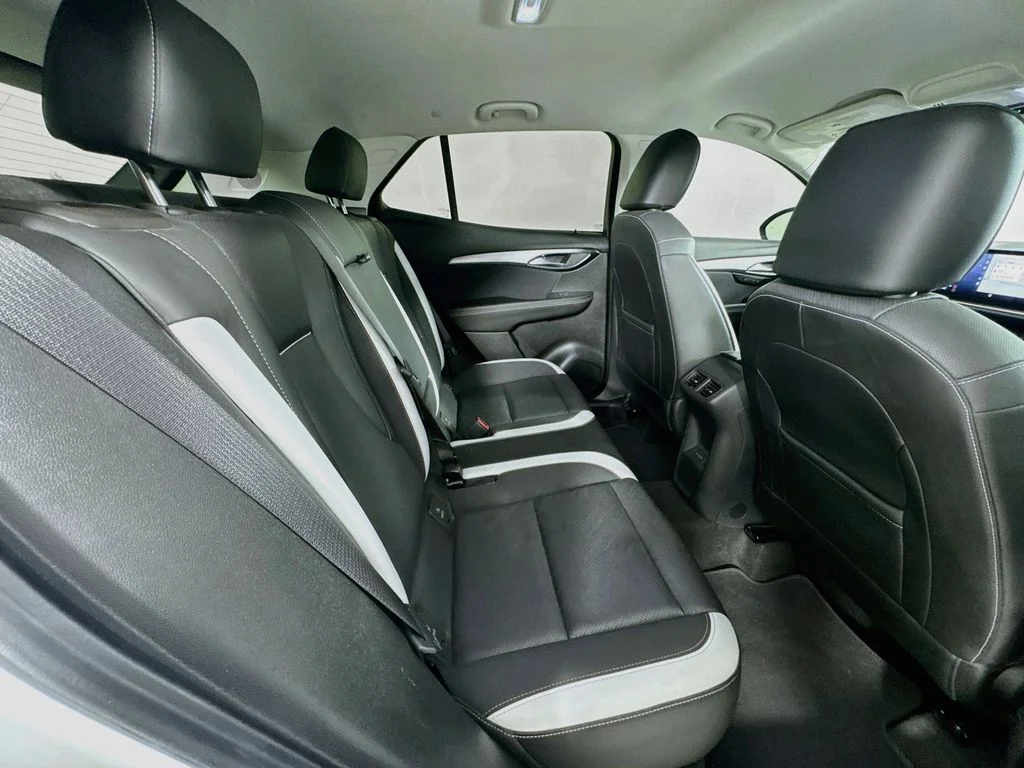 Used 2025 Summit White Buick Sport Touring image 33
