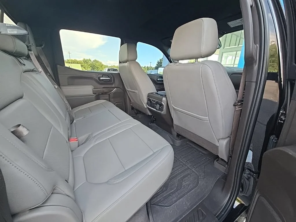 Used 2021 ONYX BLACK GMC SLT image 12
