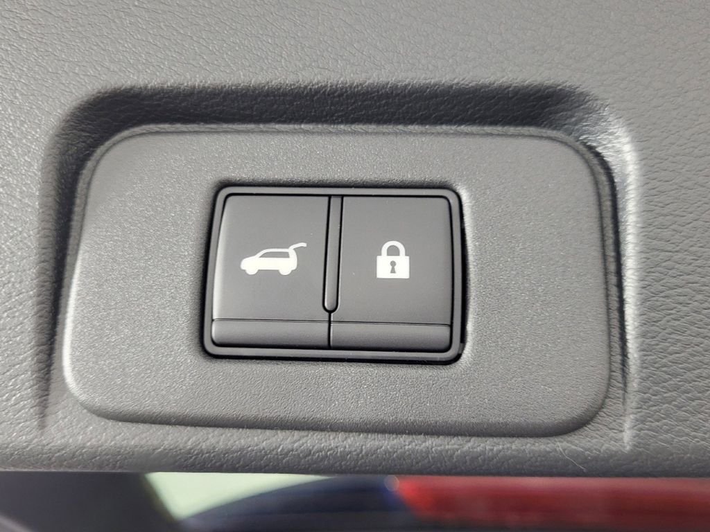 2025 Nissan Rogue Platinum - Photo 19