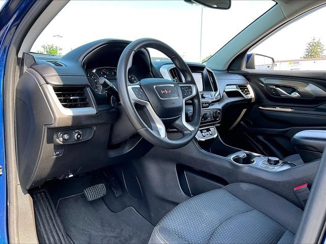 Used 2022 Marine Metallic GMC SLE image 8