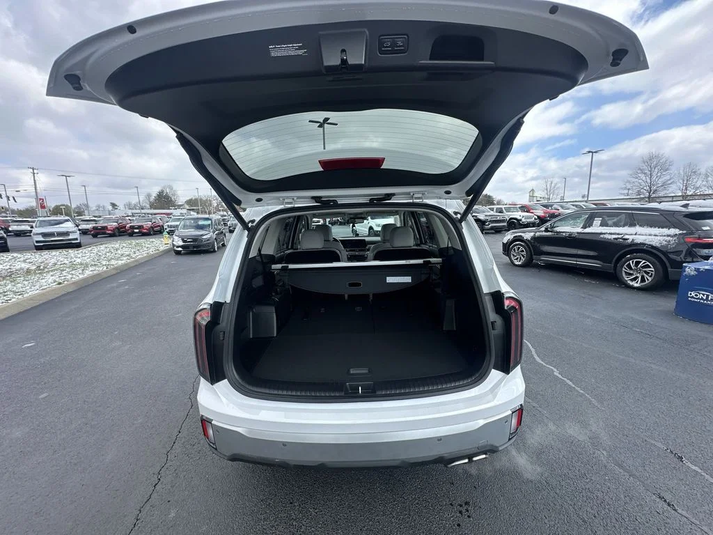 Used 2024 White Kia EX image 31