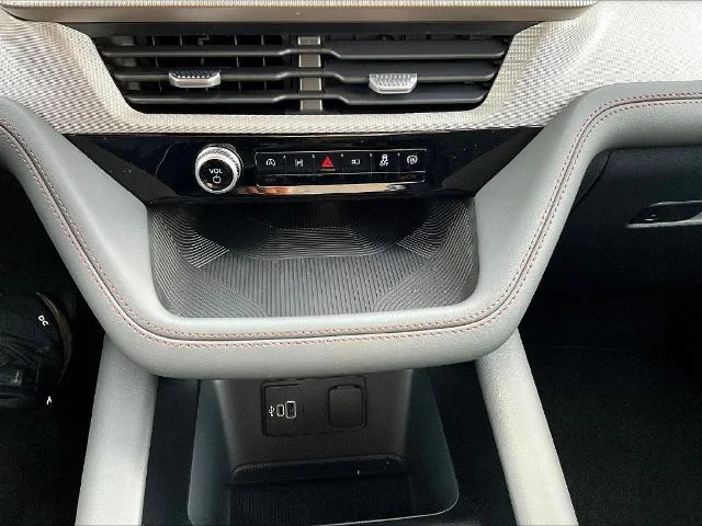 New 2027 Vapor Blue Metallic Ford Active image 65