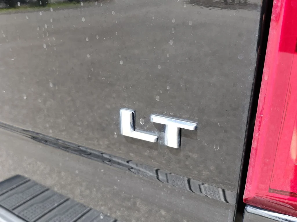 Used 2022 Black Chevrolet LT Trail Boss image 17