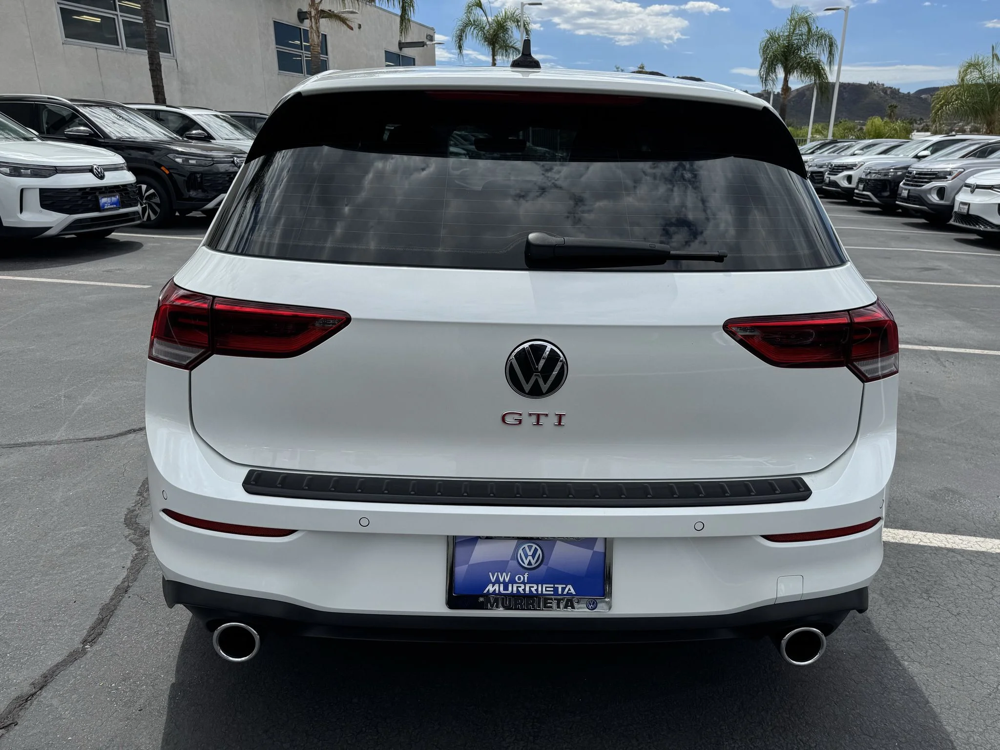 Used 2024 Opal White Pearl Volkswagen Autobahn image 13