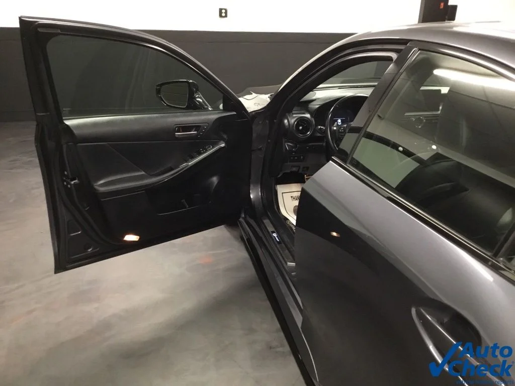 Used 2023 Gray Lexus 500 F SPORT Performance Premium image 18
