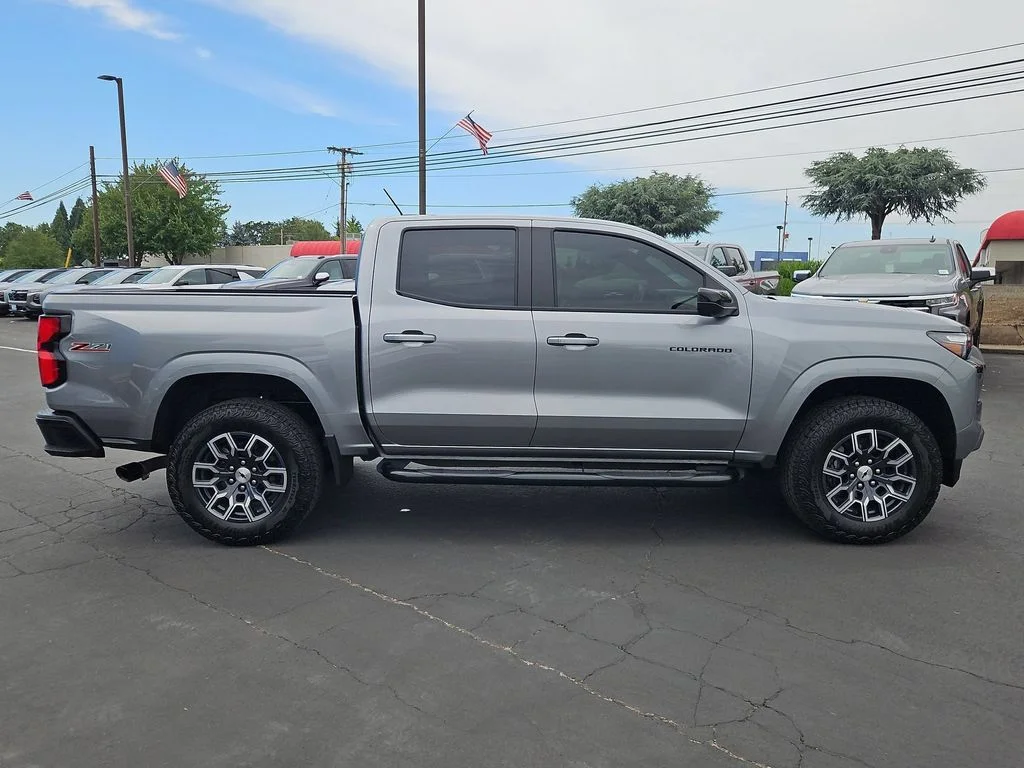 Used 2026 Sterling Gray Metallic Chevrolet Z71 image 7