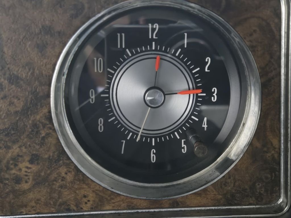 Used 1970 White Oldsmobile Convertible image 17