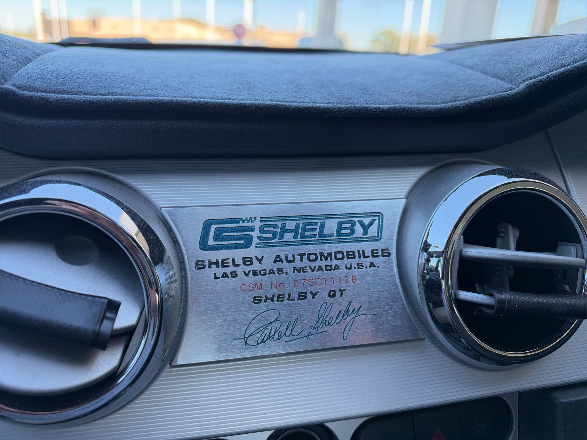 Used 2007 Black Clearcoat Ford GT Premium image 13