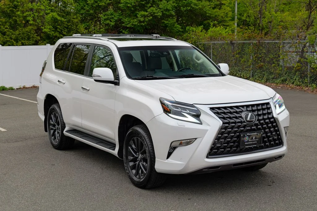Used 2023 White Pearl Lexus 460 image 10