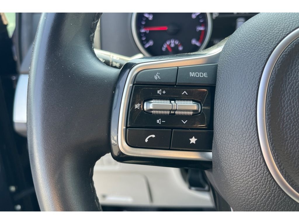 Used 2022 DEEP CHROMA BLUE Kia LXS image 36