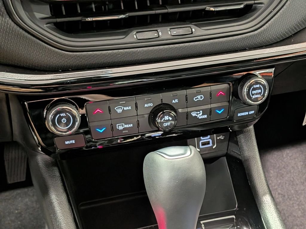 New 2026 Joose Exterior Paint Jeep Limited image 12