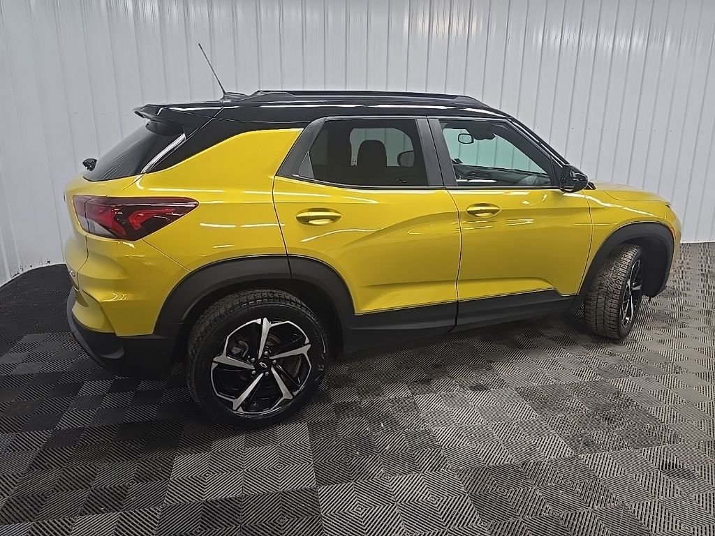 Used 2023 Yellow Chevrolet RS image 3