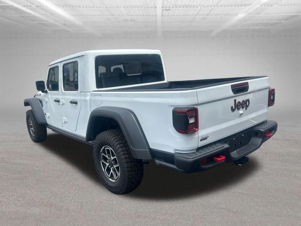 New 2026 Bright White Clear-Coat Exterior Paint Jeep Rubicon image 3