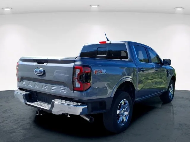 Used 2025 Gray Ford Lariat image 11