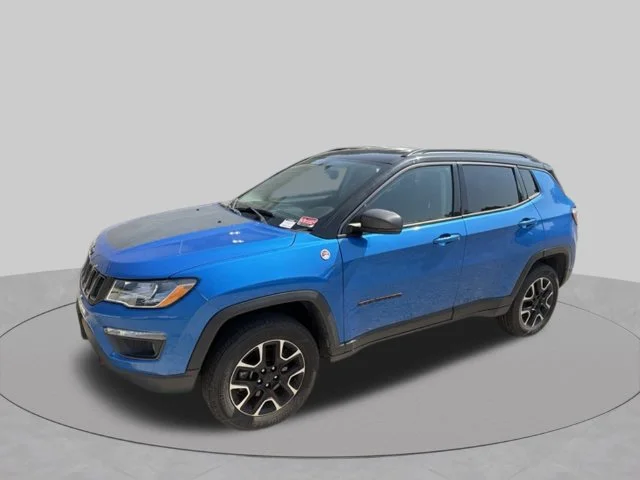 Used 2020 Blue Jeep Trailhawk image 10