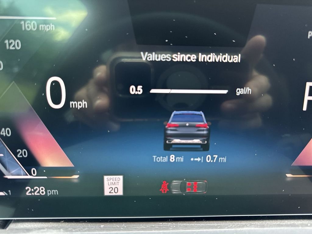 Used 2024 Gray BMW xDrive40i image 38