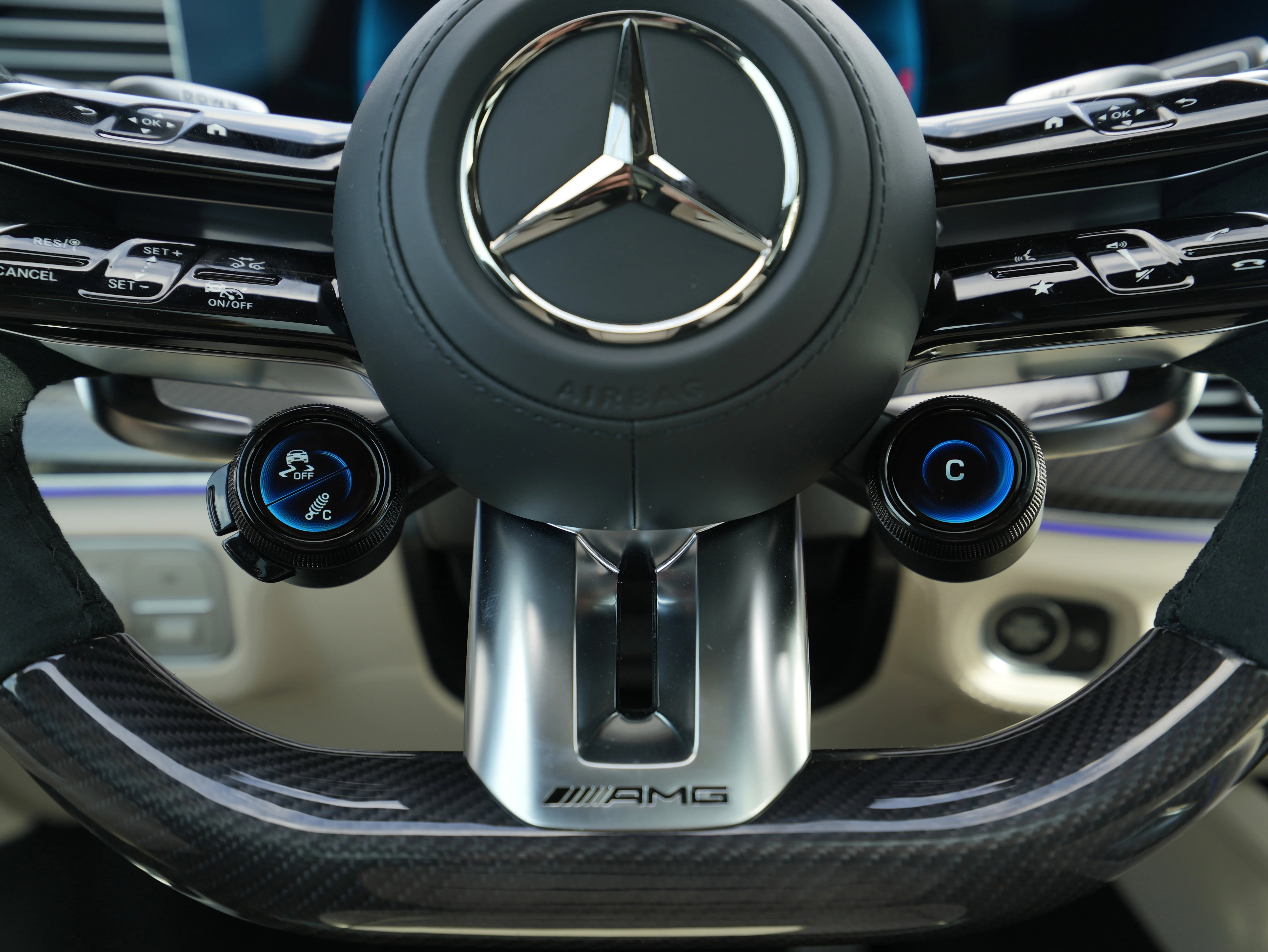 New 2026 OBSIDIAN BLACK Mercedes-Benz AMG® GLE 53 image 29