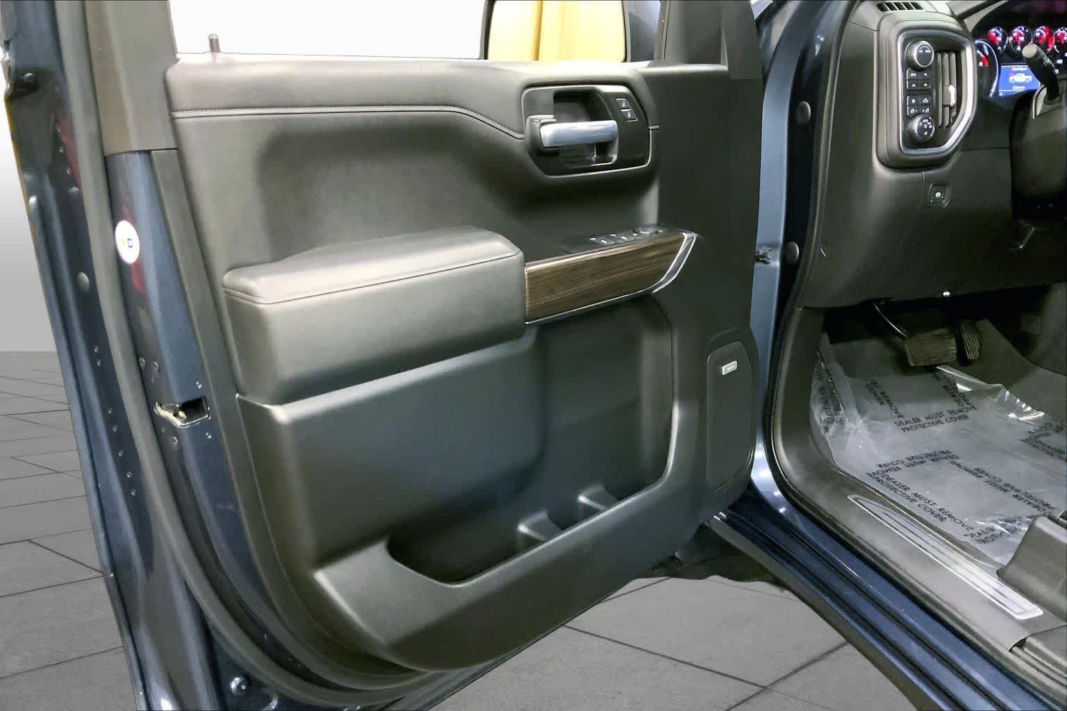 Used 2021 Shadow Gray Metallic Chevrolet LT Trail Boss image 22