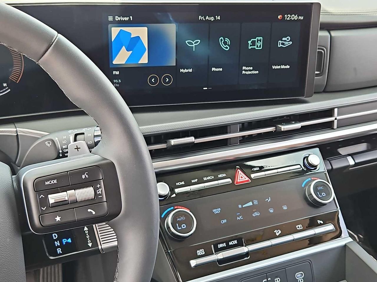 New 2026 Shimmering Silver Hyundai SE image 27