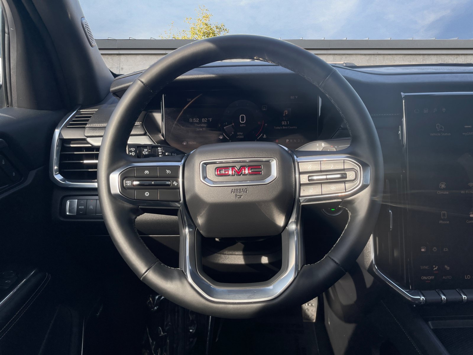 2024 GMC Acadia Elevation - Photo 12