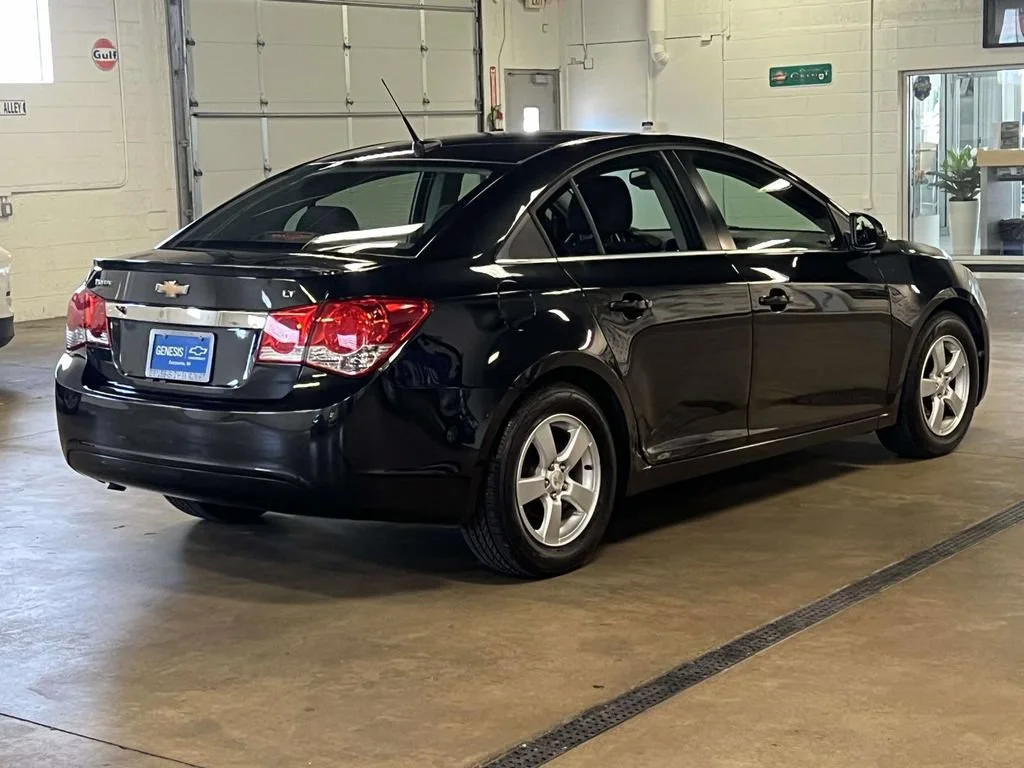 Used 2014 BLACK GRANITE METALLIC Chevrolet 1LT image 4