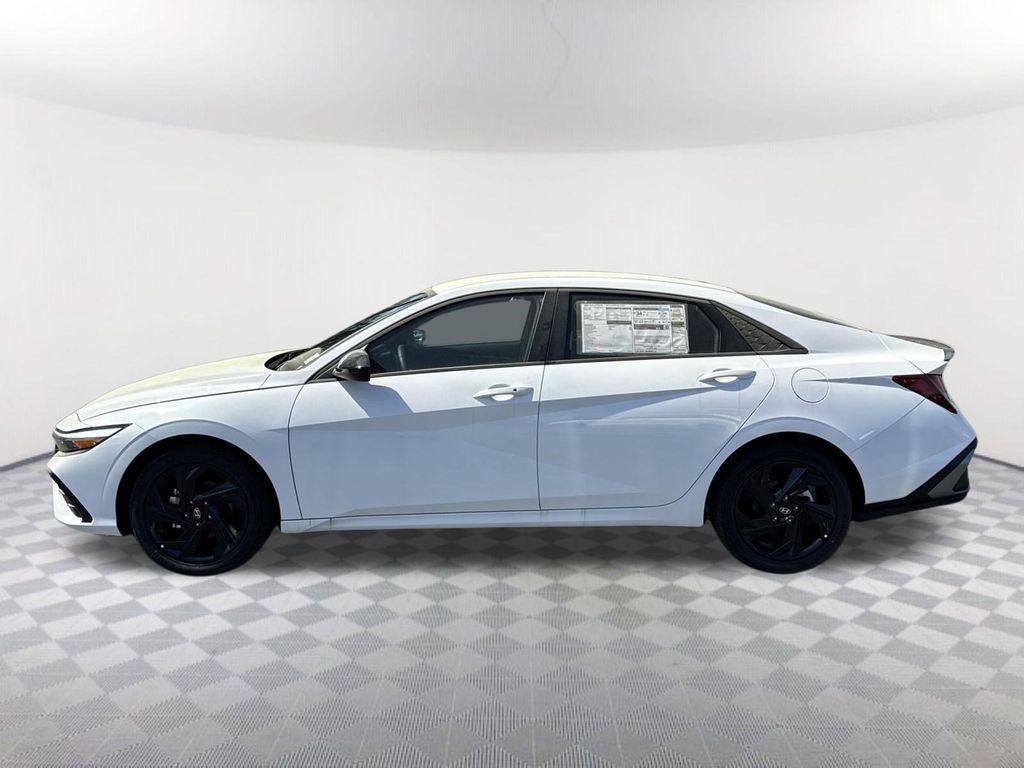 New 2026 White Hyundai SEL Sport image 8