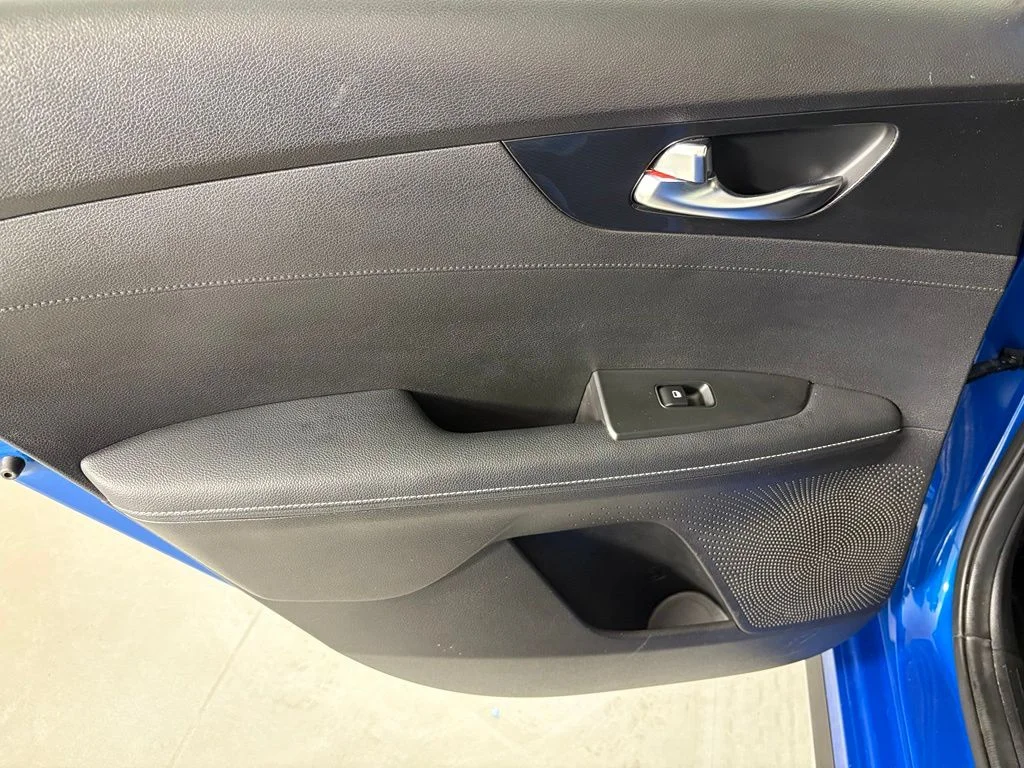Used 2023 Blue Kia GT-Line image 34