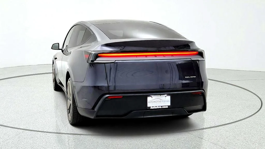 Used 2026 Stealth Grey Tesla Premium AWD image 6