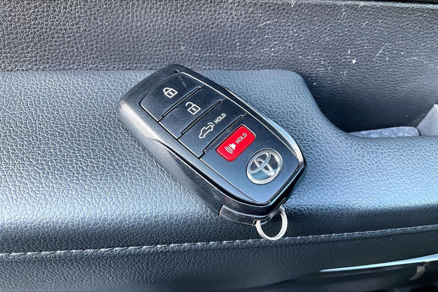 Used 2022 Magnetic Gray Metallic Toyota SR5 image 15