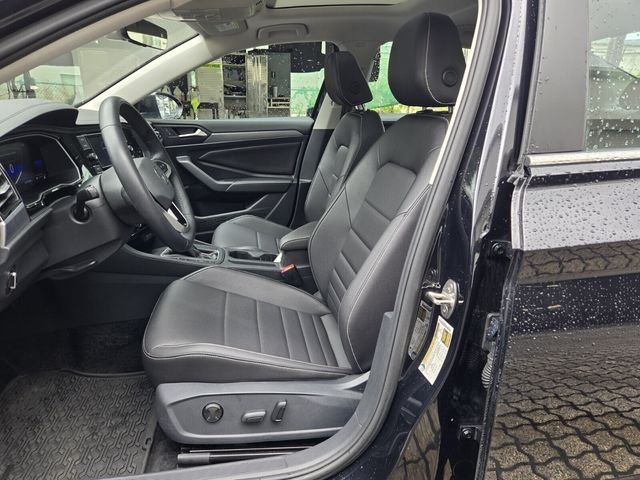 Used 2024 Black Volkswagen 1.5T SE image 13
