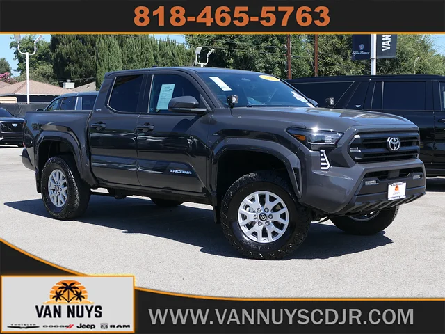 2025 Toyota Tacoma 4WD SR5