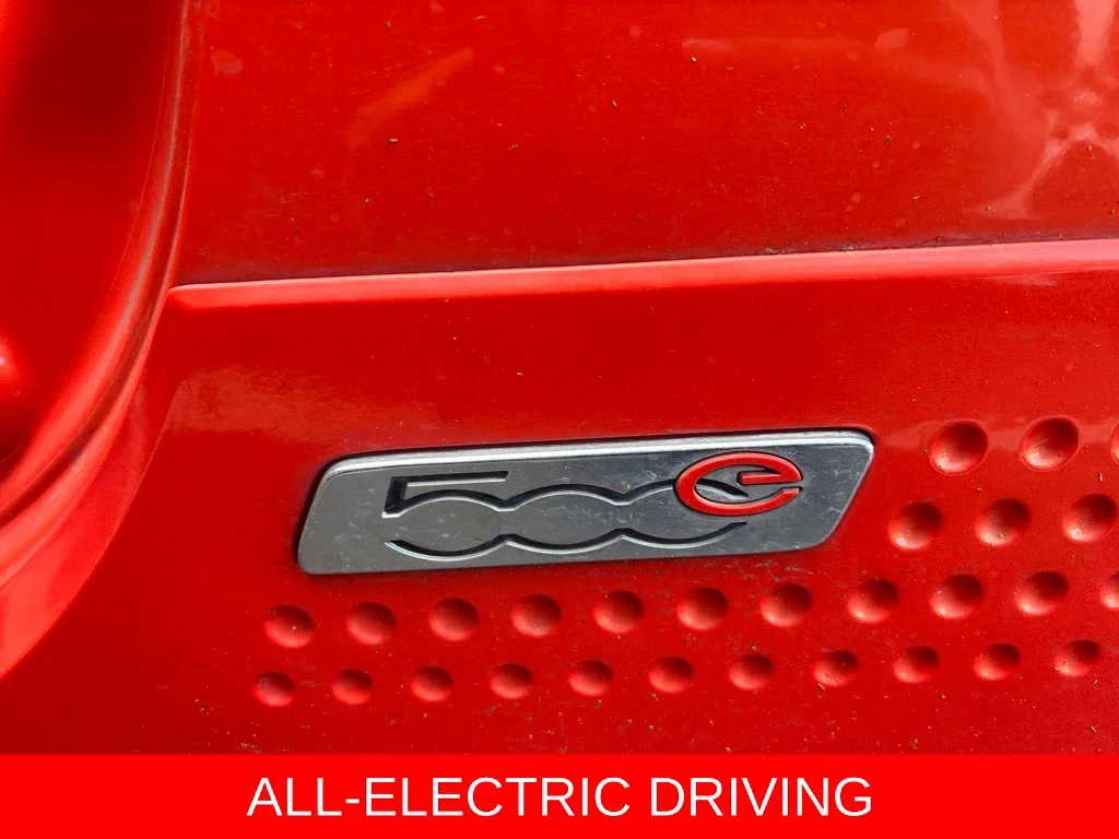 Used 2017 Orange FIAT Battery Electric image 9