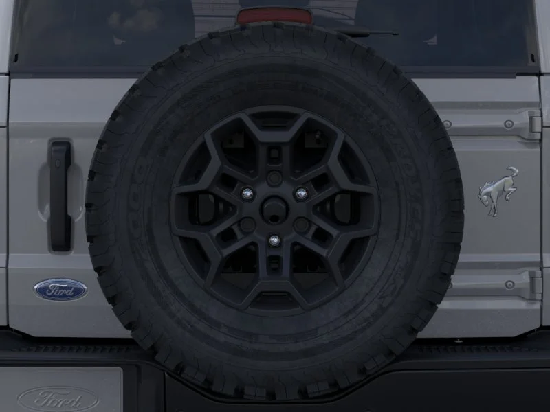 New 2026 Avalanche Gray Ford Badlands® image 25