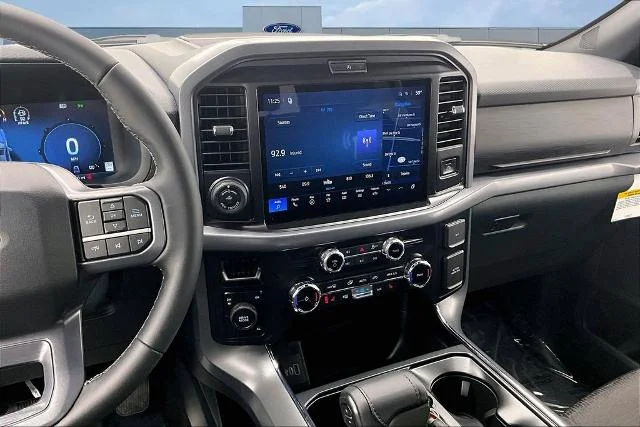 New 2026 Agate Black Metallic Ford XLT image 6