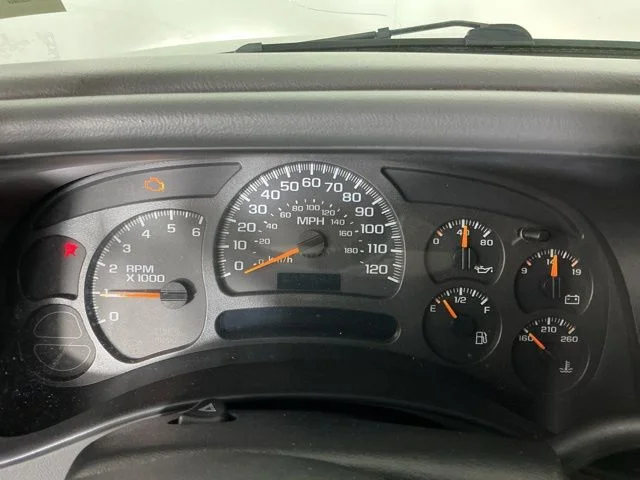 Used 2004 Silver Birch Metallic Chevrolet Z71 image 14