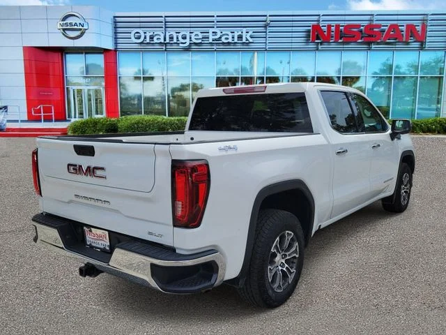 Used 2024 White GMC SLT image 2