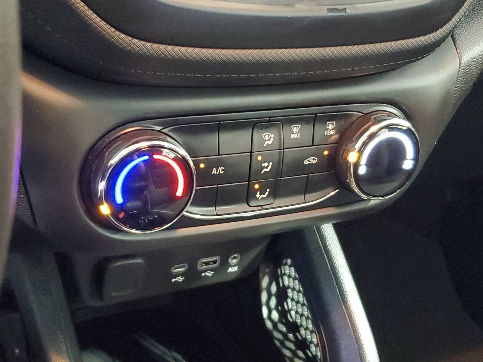 Used 2022 White Chevrolet LS image 22