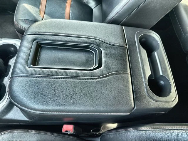 Used 2019 White GMC AT4 image 21