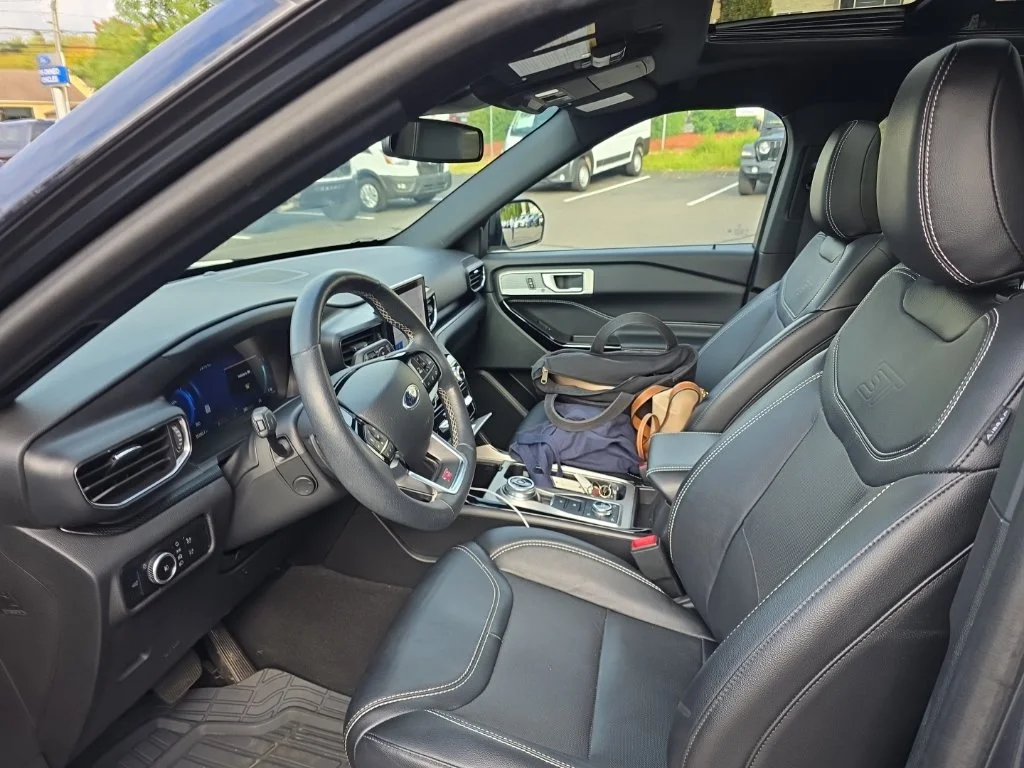 Used 2023 Blue Ford ST image 12
