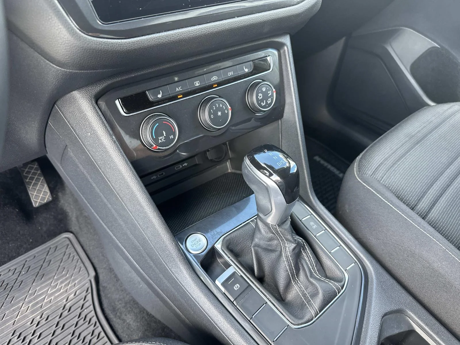 Used 2024 Gray Volkswagen S image 16