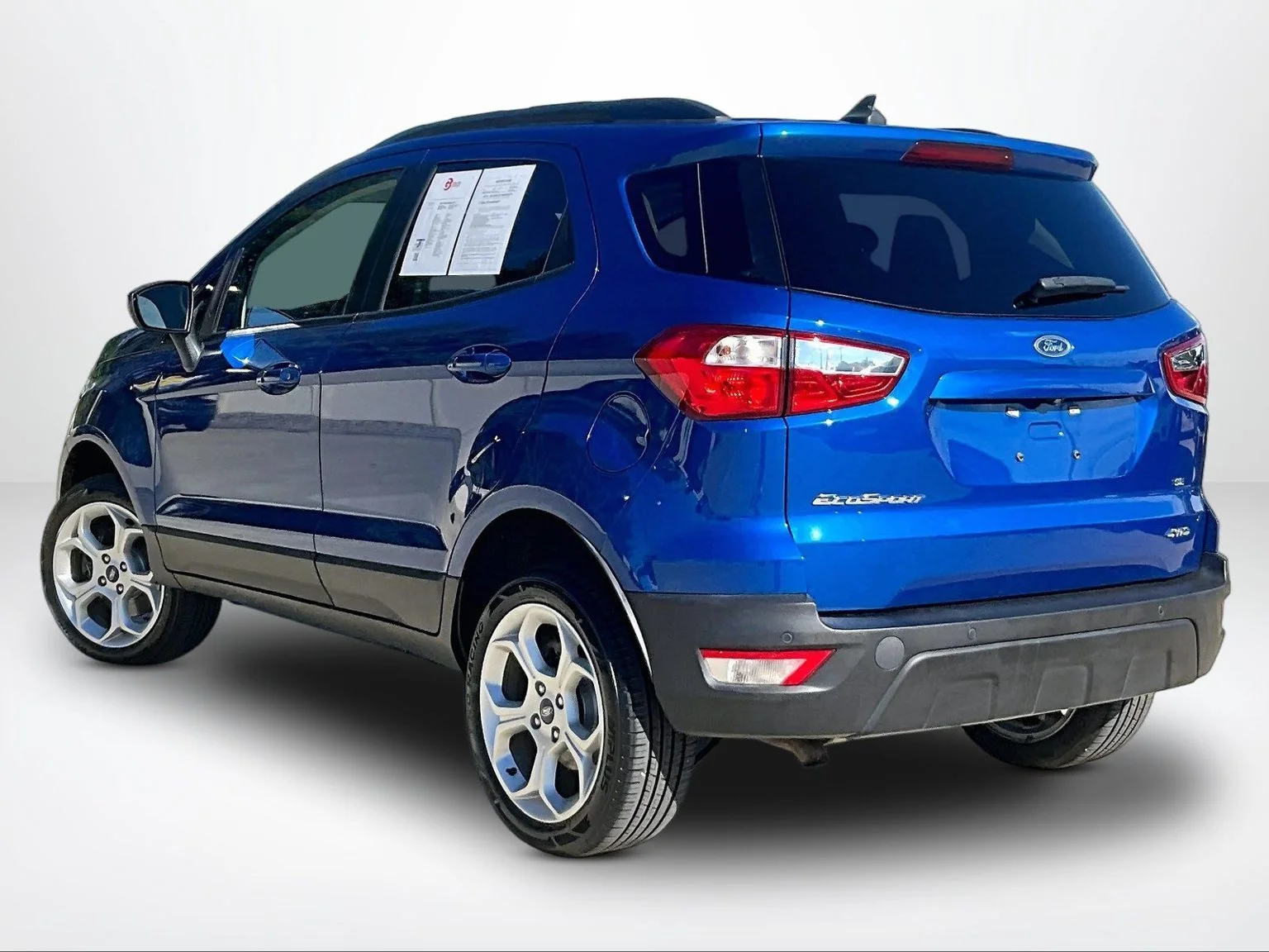 Used 2022 Blue Ford SE image 13